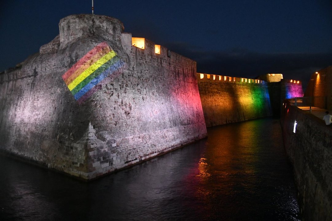 orgullo gay bandera arcoíris