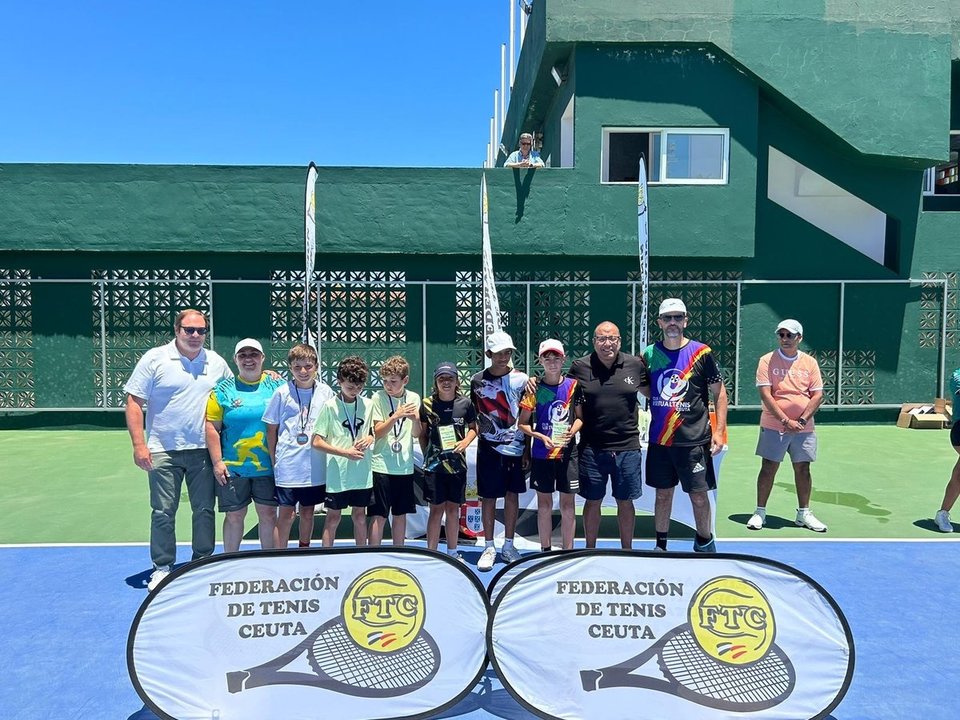 Liga de Tenis Kids College Ceuta / Cedida