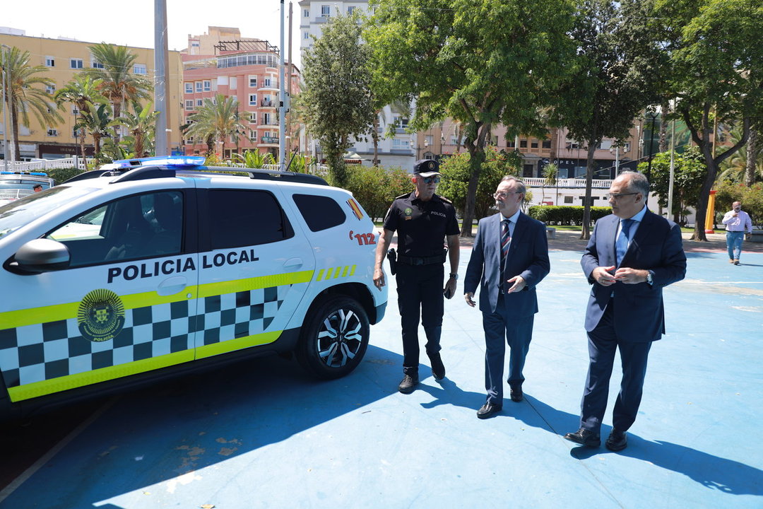 La Policía Local recibe nuevos vehículos patrulla