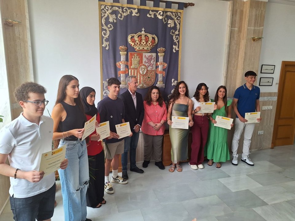 Delegación del Gobierno reconoce los méritos a los estudiantes más destacados en la EvAU