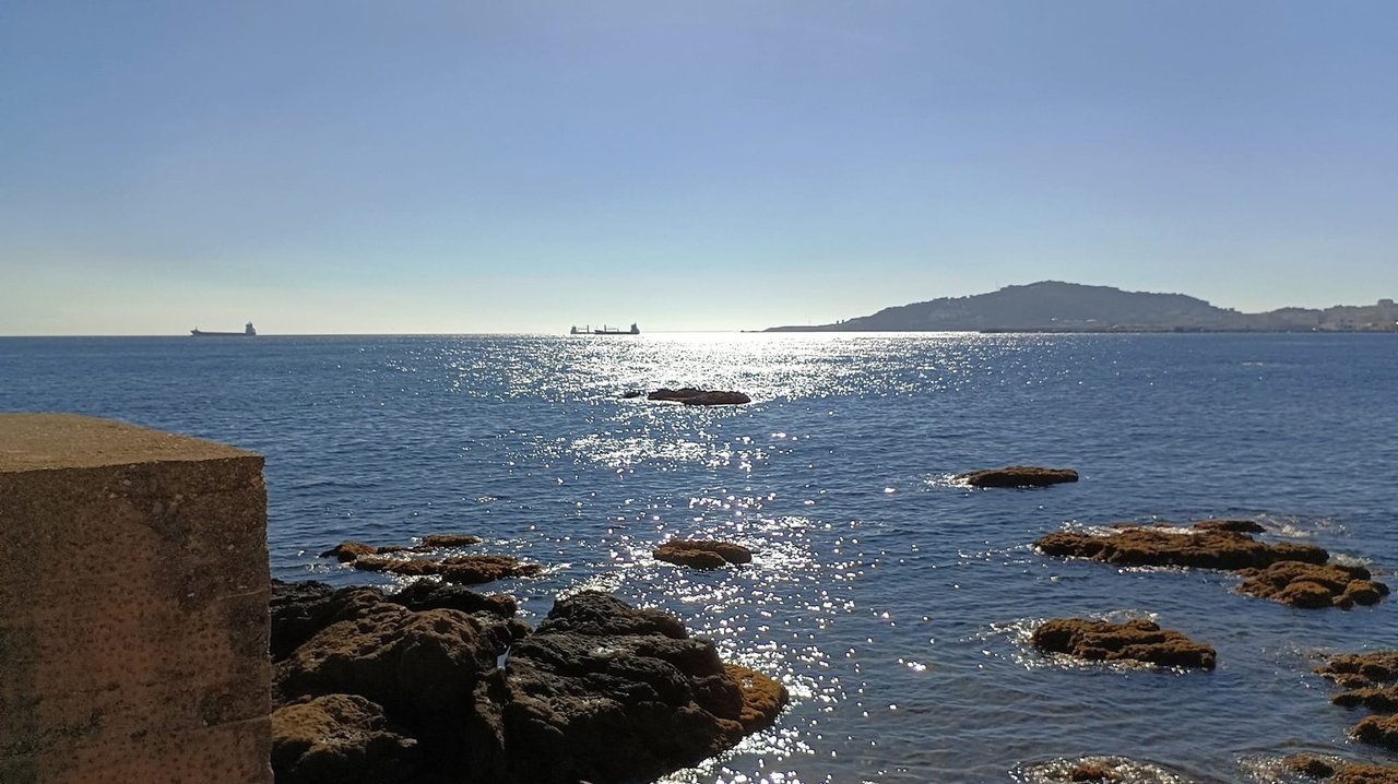 Cielo soleado en Ceuta