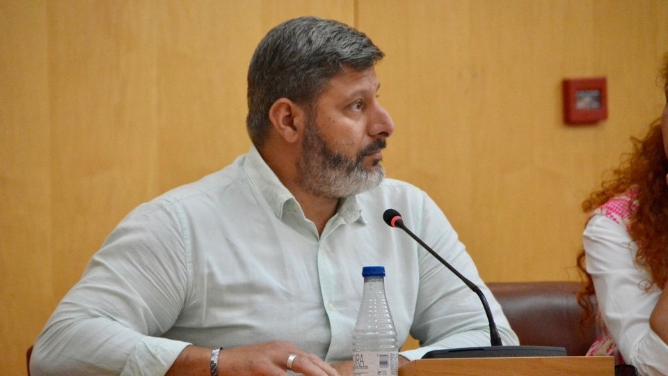  Mohamed Mustafa durante su intervención./Alejandro Castillo 